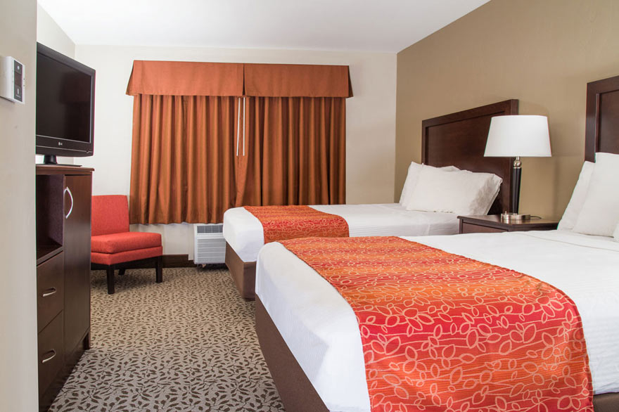 Gray Wolf Inn and Suites Family Suite