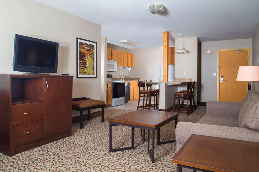 Gray Wolf Inn family suite with living room and kitchen