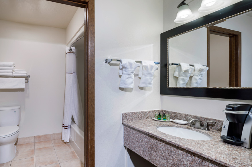 2 Queen Bed bathroom at The Ridgeline Hotel at Yellowstone