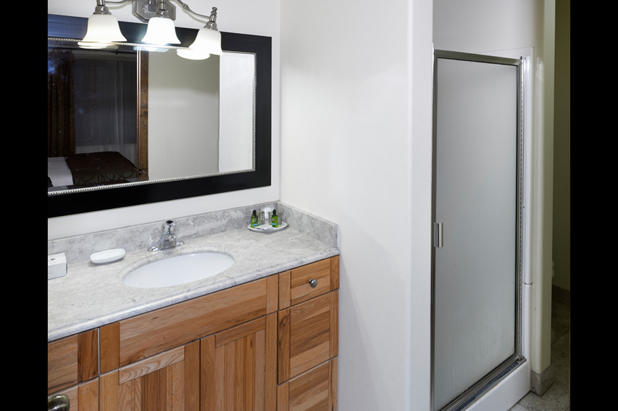 Mountain View Suite bathroom at The Ridgeline Hotel at Yellowstone
