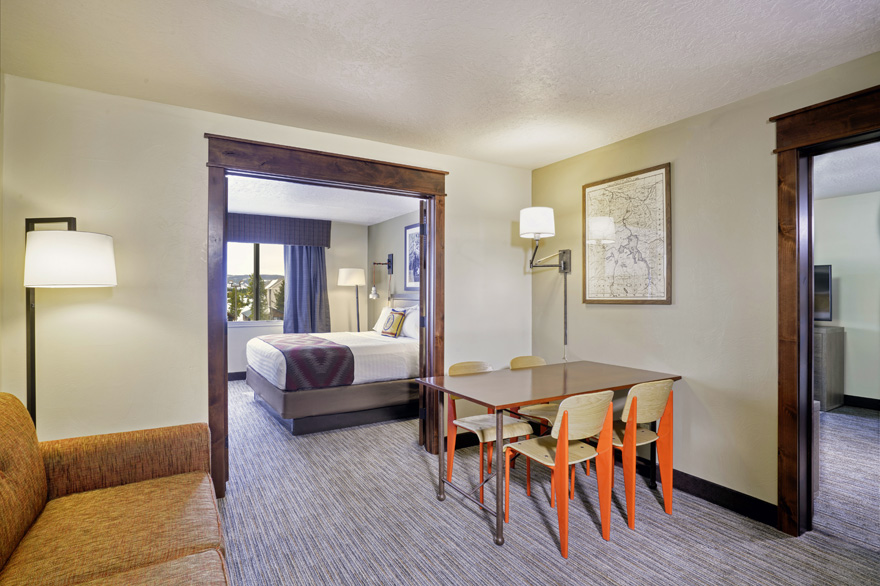 Yellowstone Park Hotel Luxury Suite