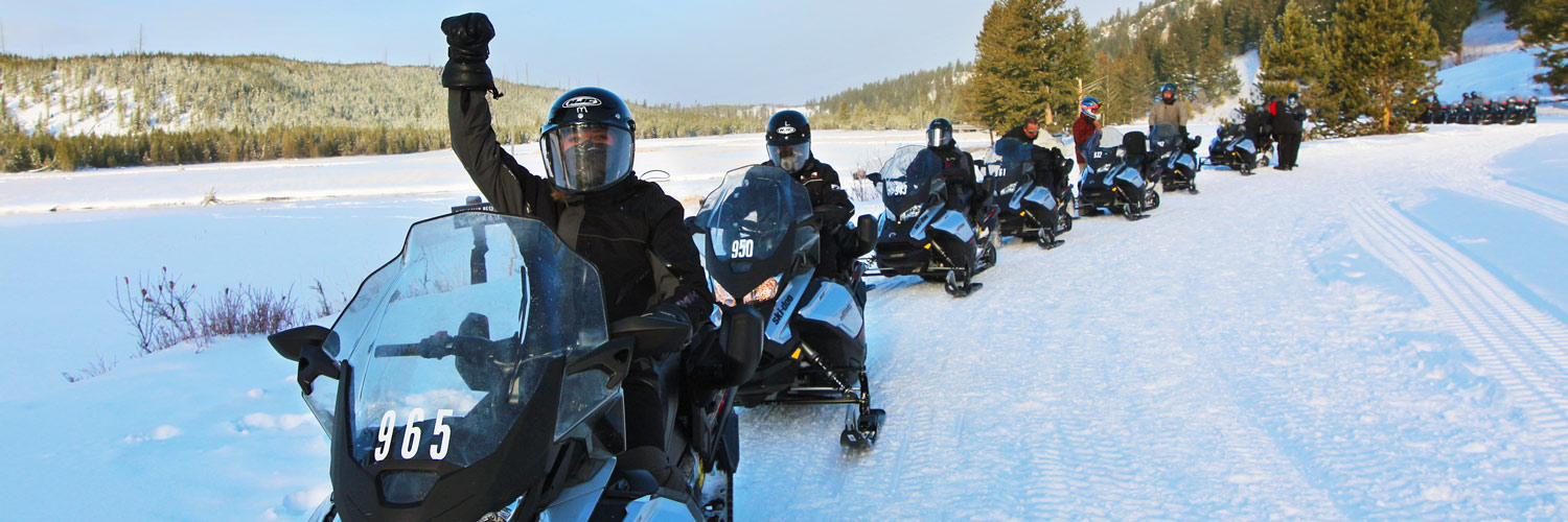 Yellowstone National Park snowmobile tours