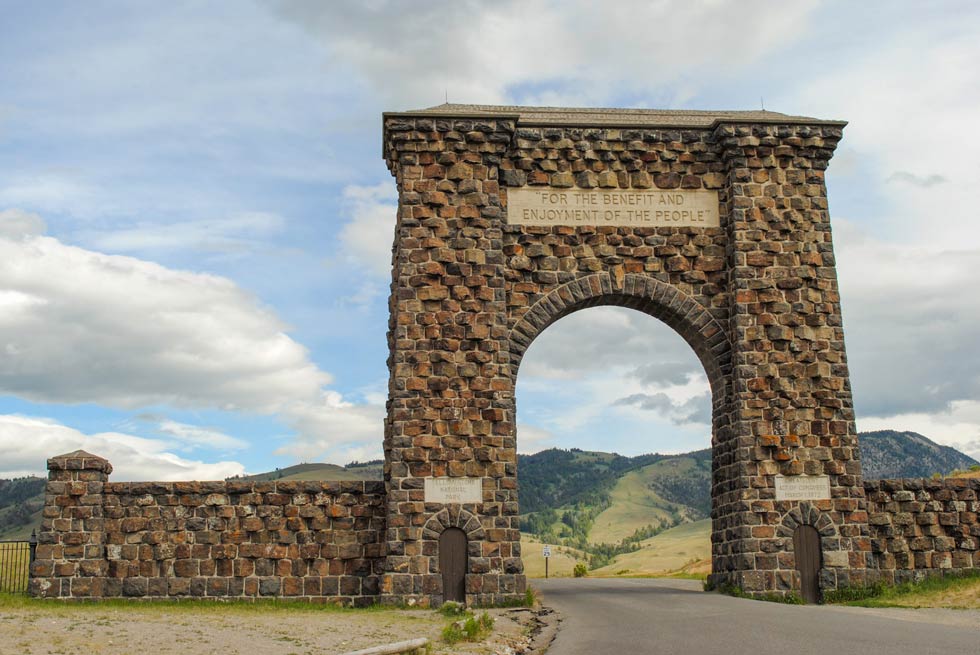 Yellowstone Roosevelt Arch